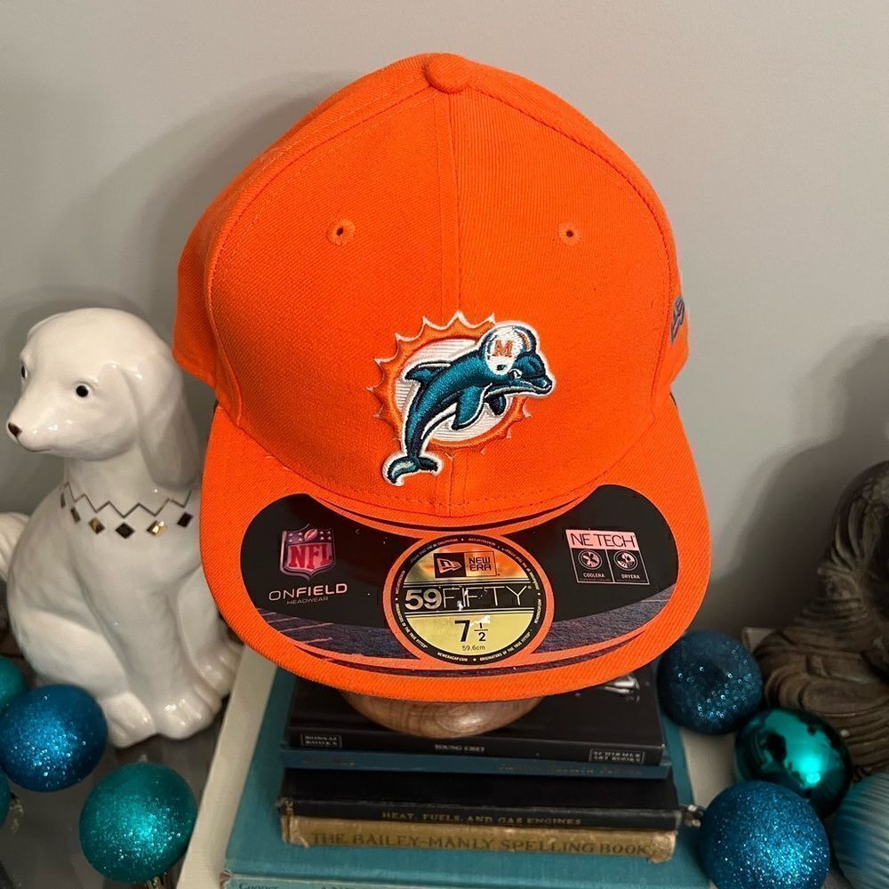 Miami Dolphins Fitted Onfield 59Fifty New Era NE Tech 7 1/2 Hat.